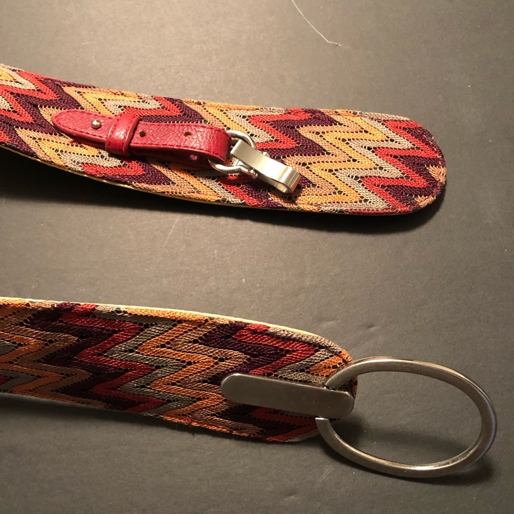 Retro/Mod Style Belt - Picture 2 of 6
